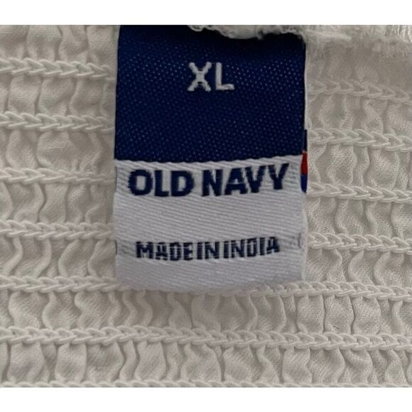 Old Navy Smocked Embroidered Tank Top   Sz XL - Picture 3 of 3